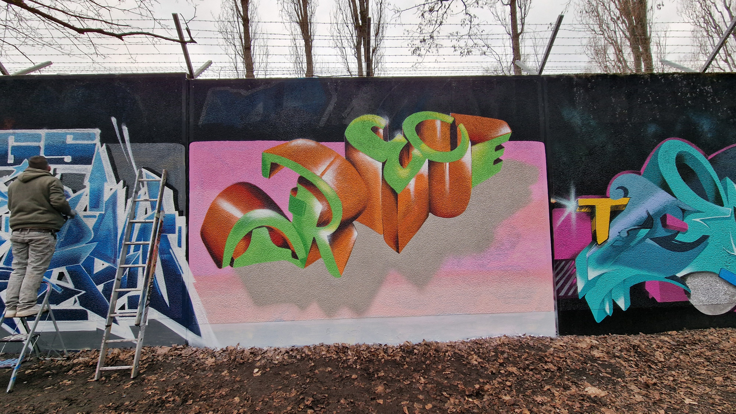 SNAPone TRECE - Flying